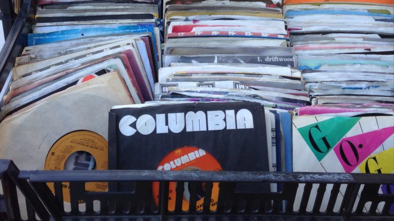 buying vinyl records on eBay